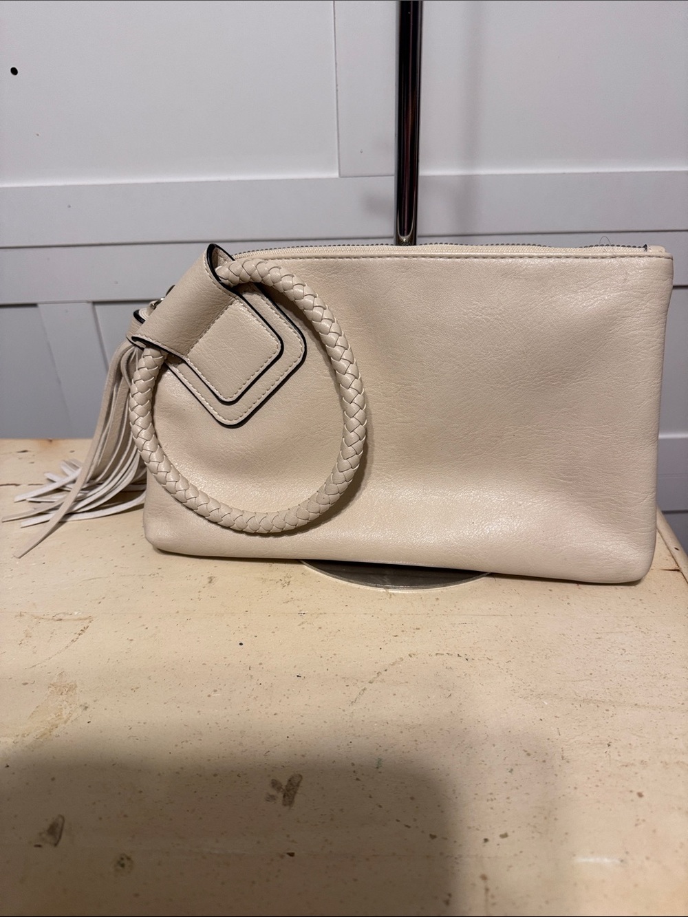 Versona Braided Ring-Handle Wristlet Clutch in Cream